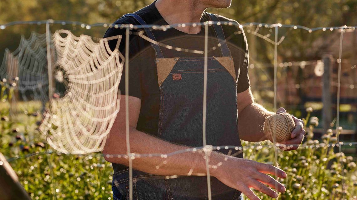 Pánská zahradní zástěra z džínoviny | Flera Fashion